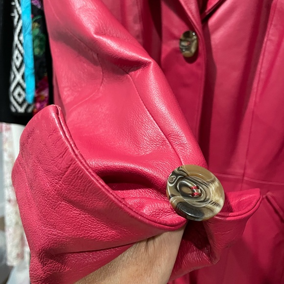 Fabulous 100% Real Leather Jacket - Picture 5 of 14